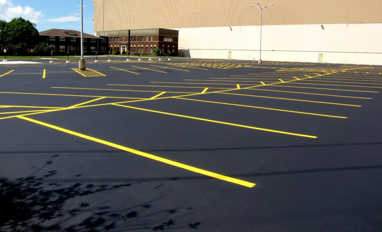 Read more about the article Wisconsin ADA Parking Requirements for Parking Lots: Compliance Guide