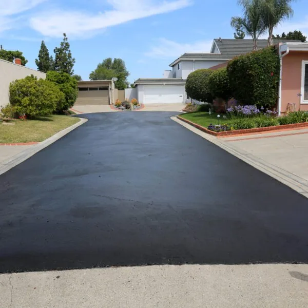 driveway sealcoating