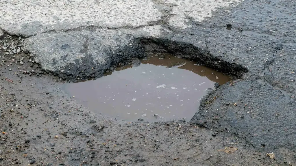 asphalt repair needed